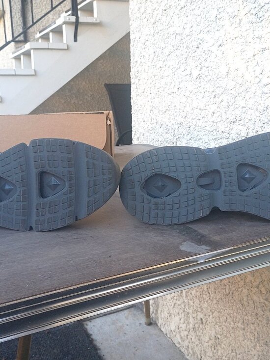 BRAND NEW NEVER WORN-STEEL TOE BOOTS main image 9